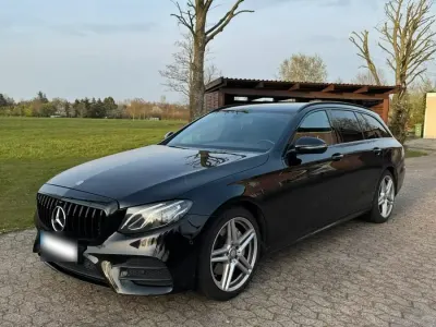Gebraucht Mercedes E220 194 PS (142 kW) 2017 Schwarz Kombi