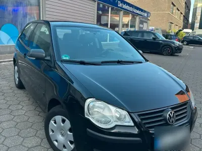 Gebraucht VW Polo 60 PS (44 kW) 2009 Schwarz Kleinwagen