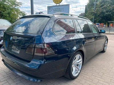 BMW 525