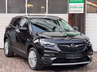 Używany Opel Grandland X 131 KM (96 kW) 2018 Czarny SUV