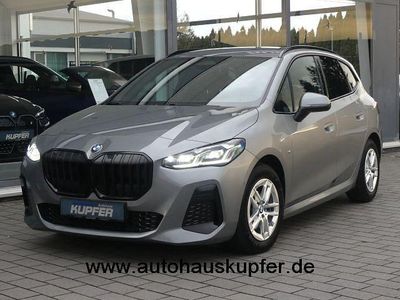 Grau Gebraucht 2025 BMW 220 Active Tourer Performance Van / Kleinbus | 32.400 € (Fairer Preis)