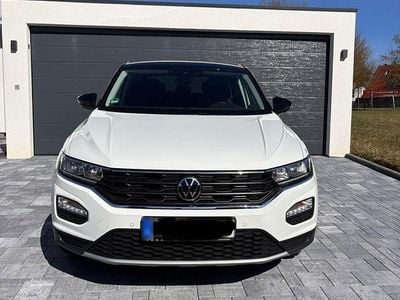 Gebraucht VW T-Roc Active 110 PS (80 kW) 2021 Weiß SUV