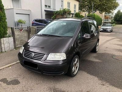 VW Sharan