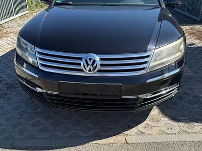 VW Phaeton