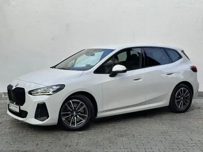 Gebraucht BMW 223 Active Tourer M Sport 211 PS (155 kW) 2023 Weiß Van / Kleinbus