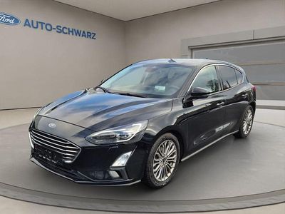 Gebraucht Ford Focus Titanium 150 PS (110 kW) 2018 Schwarz Limousine