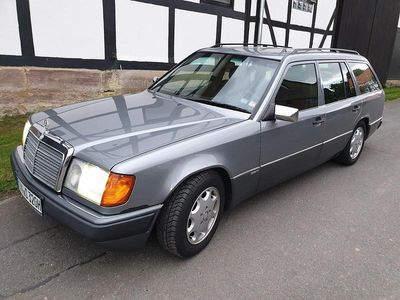 Gebraucht Mercedes E320 Sportline 220 PS (161 kW) 1993 Silber Kombi