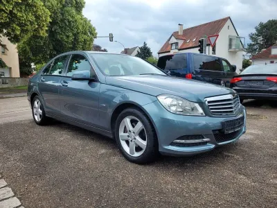 Gebraucht Mercedes C180 156 PS (114 kW) 2011 Grau Limousine