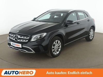 Gebraucht Mercedes GLA200 Urban 156 PS (114 kW) 2017 Schwarz SUV