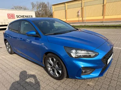 Gebraucht Ford Focus ST-Line 120 PS (88 kW) 2020 Blau Limousine