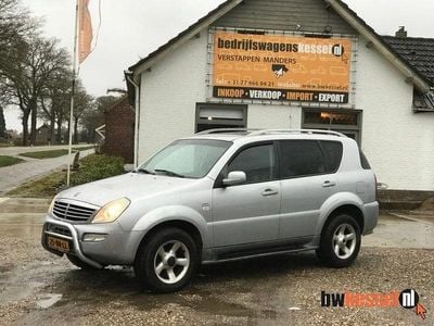 Usata SsangYong Rexton 120 CV (88 kW) 2004 Argento SUV