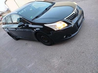 Gebraucht Toyota Avensis 126 PS (92 kW) 2010 Schwarz Kombi