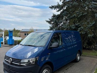 Usata VW Transporter 150 CV (110 kW) 2018 Blu Furgone