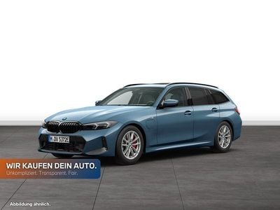 Gebraucht BMW 330e Comfort Edition 292 PS (214 kW) 2025 Arctic race blue metallic Kombi