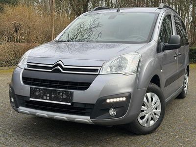Gebraucht Citroën Berlingo XTR 120 PS (88 kW) 2017 Grau Van / Kleinbus