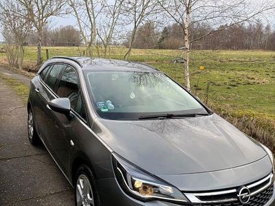 Usata Opel Astra Edition 136 CV (100 kW) 2017 Grigio Station wagon