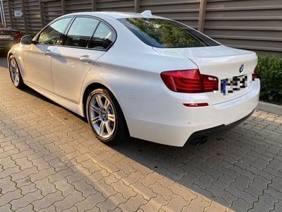 gebraucht BMW 520 D (F10) M-Paket weiss