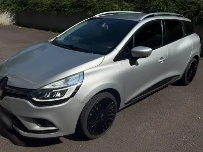 Gebraucht Renault Clio IV Life 75 PS (55 kW) 2018 Grau Kleinwagen