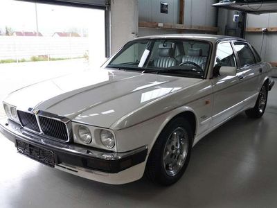 Gebraucht Jaguar XJ12 Sovereign 311 PS (228 kW) 1993 Weiß Limousine