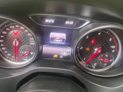 Gebraucht Mercedes A200 Edition 136 PS (100 kW) 2017 Schwarz Kleinwagen