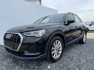 gebraucht Audi Q3 BASE NAVI LED ACC PDC SHZ 2.0 TDI DSG 110k...