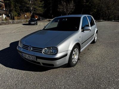 Brugt VW Golf IV 101 HK (74 kW) 2003 Sølv Sedan