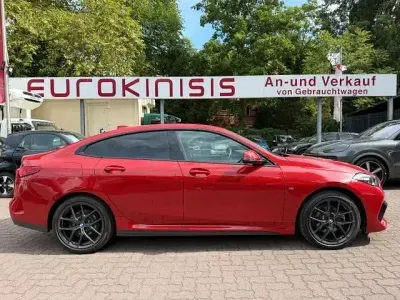 Gebraucht BMW 218 Gran Coupé M Sport 136 PS (100 kW) 2024 Rot Coupé