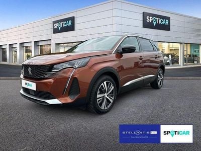 Gebraucht Peugeot 5008 Allure 131 PS (96 kW) 2023 Braun SUV