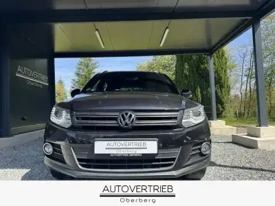 Gebraucht VW Tiguan 177 PS (130 kW) 2014 Schwarz metallic SUV
