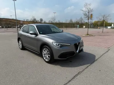 Gebraucht Alfa Romeo Stelvio 190 PS (139 kW) 2020 Grau SUV