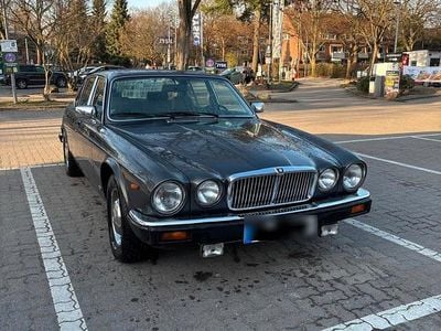 Gebraucht Jaguar XJ Sovereign 256 PS (188 kW) 1986 Grau Limousine
