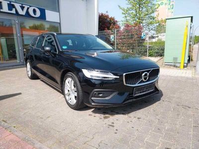 gebraucht Volvo V60 D4 Kombi Momentum Pro Autom.