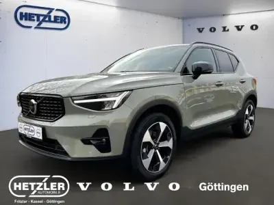 Usata Volvo XC40 Plus 197 CV (144 kW) 2024 Verde SUV