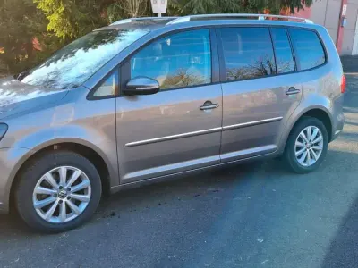 Gebraucht VW Touran 140 PS (102 kW) 2010 Grau Van / Kleinbus