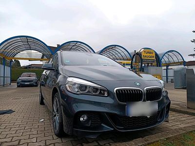 Gebraucht BMW 220 Gran Tourer M Sport 190 PS (139 kW) 2016 Grau Van / Kleinbus
