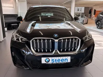 Gebraucht BMW iX1 M Sport 230 kW (313 PS) 2023 Black sapphire metallic SUV
