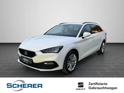 Second-hand Seat Leon Style 150 CP (110 kW) 2024 Alb Berlinǎ