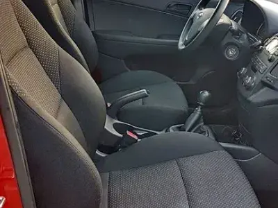 Gebraucht Hyundai i30 Classic 107 PS (78 kW) 2010 Rot Kombi