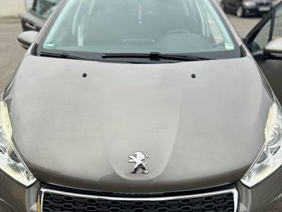 gebraucht Peugeot 208 