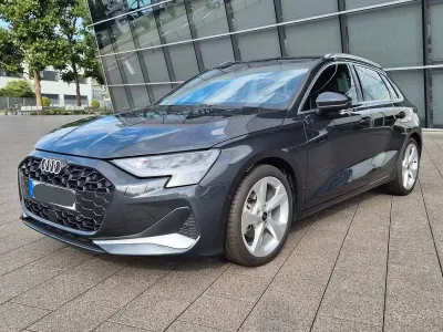 Gebraucht Audi A3 Advanced Plus 150 PS (110 kW) 2024 Grau Limousine