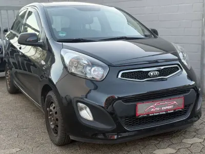 Begagnad Kia Picanto FIFA World Cup Edition 86 HK (63 kW) 2014 Svart Halvkombi
