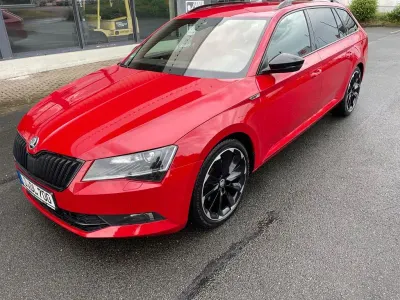 Gebraucht Skoda Superb SportLine 190 PS (139 kW) 2019 Rot Kombi