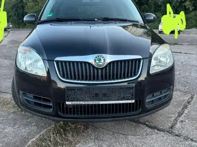 Gebraucht Skoda Roomster 86 PS (63 kW) 2009 Schwarz Van / Kleinbus