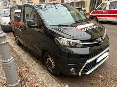 Schwarz Gebraucht 2018 Toyota Proace City Van / Kleinbus | 6.600 € (Superpreis)
