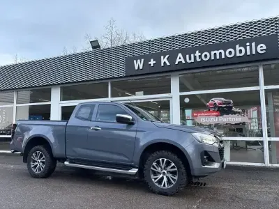 Gebraucht Isuzu D-Max 163 PS (119 kW) 2025 Grau Pickup