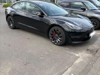 Begagnad Tesla Model 3 Performance 377 kW (513 HK) 2021 Svart Sedan