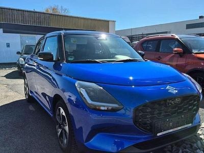 Gebraucht Suzuki Swift Comfort+ 83 PS (61 kW) 2024 Blau Kleinwagen