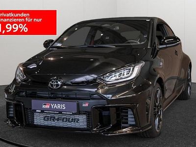 Schwarz Neu 2025 Toyota Yaris Limousine | 55.990 € (Etwas zu teuer)
