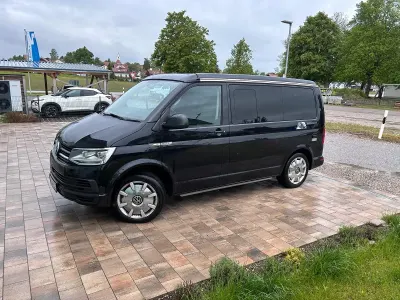 Gebraucht VW California Beach 204 PS (150 kW) 2018 Schwarz Van