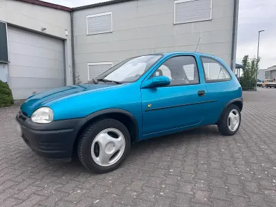 Gebraucht Opel Corsa 45 PS (33 kW) 1993 Grün Kleinwagen